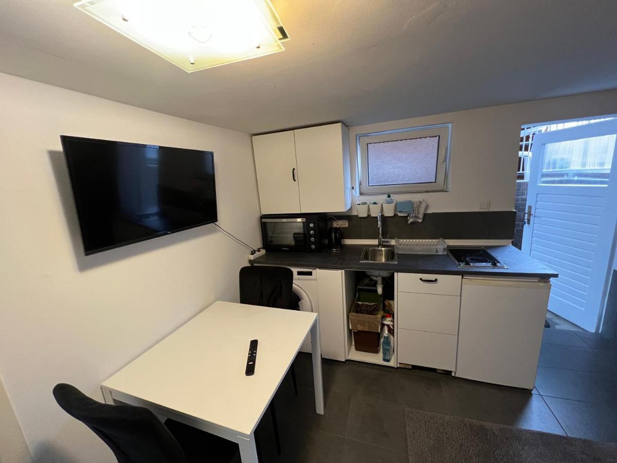 1 Room Hannover Exteriör bild