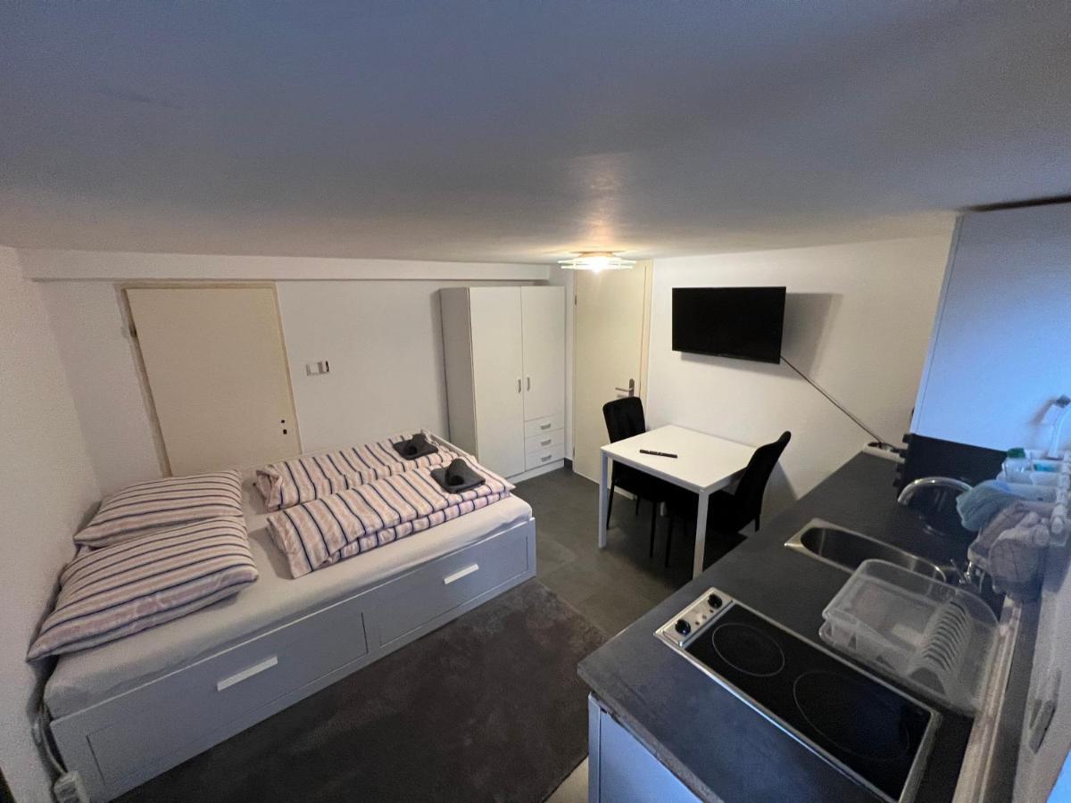 1 Room Hannover Exteriör bild