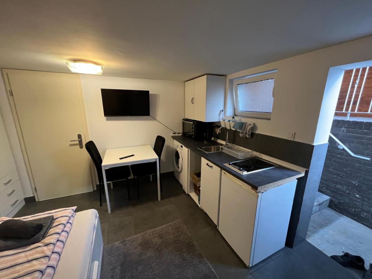 1 Room Hannover Exteriör bild